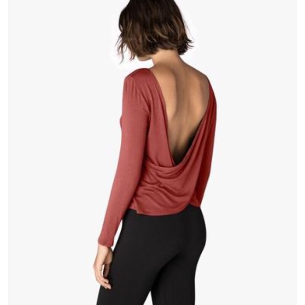 NWT twist of fate pullover